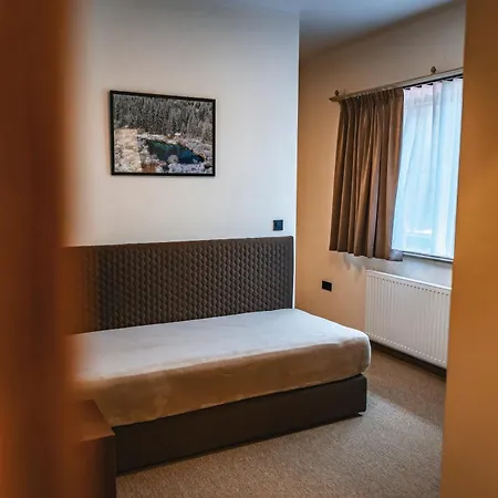 Ejga 3* Jesenice