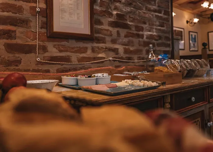 Ejga 3* יסניצה