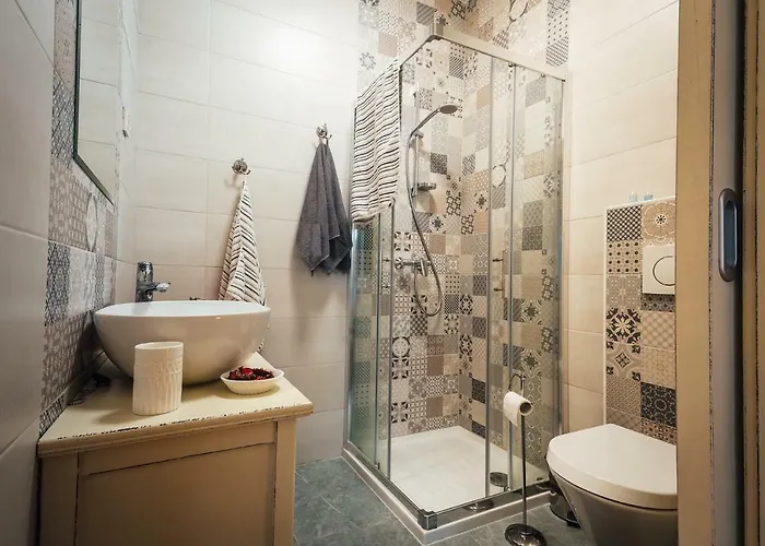 Πανσιόν Ejga 3*